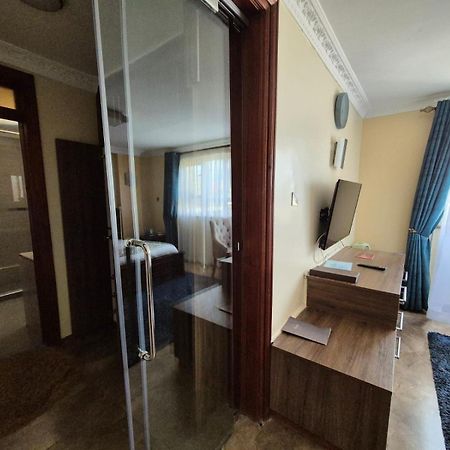 อัสยานา การ์เดนท์ Hotel Ongata Rongai ภายนอก รูปภาพ
